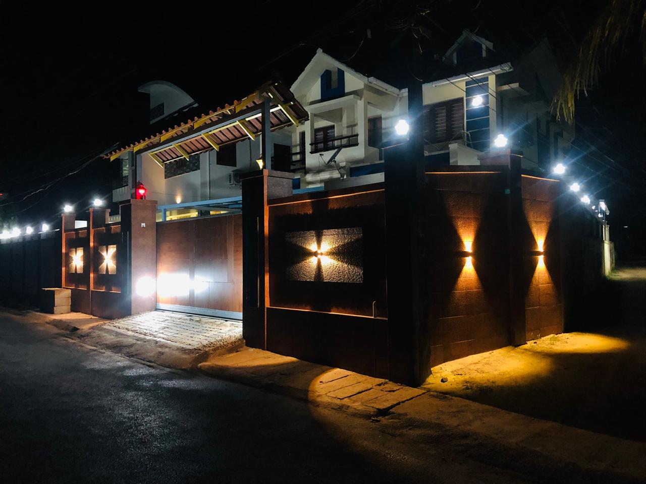 LUXURY HOUSE FOR SALE | KOZHIKODE KARAPARAMBU | FULLY FURNISHED | 5 BHK ATTACHED |