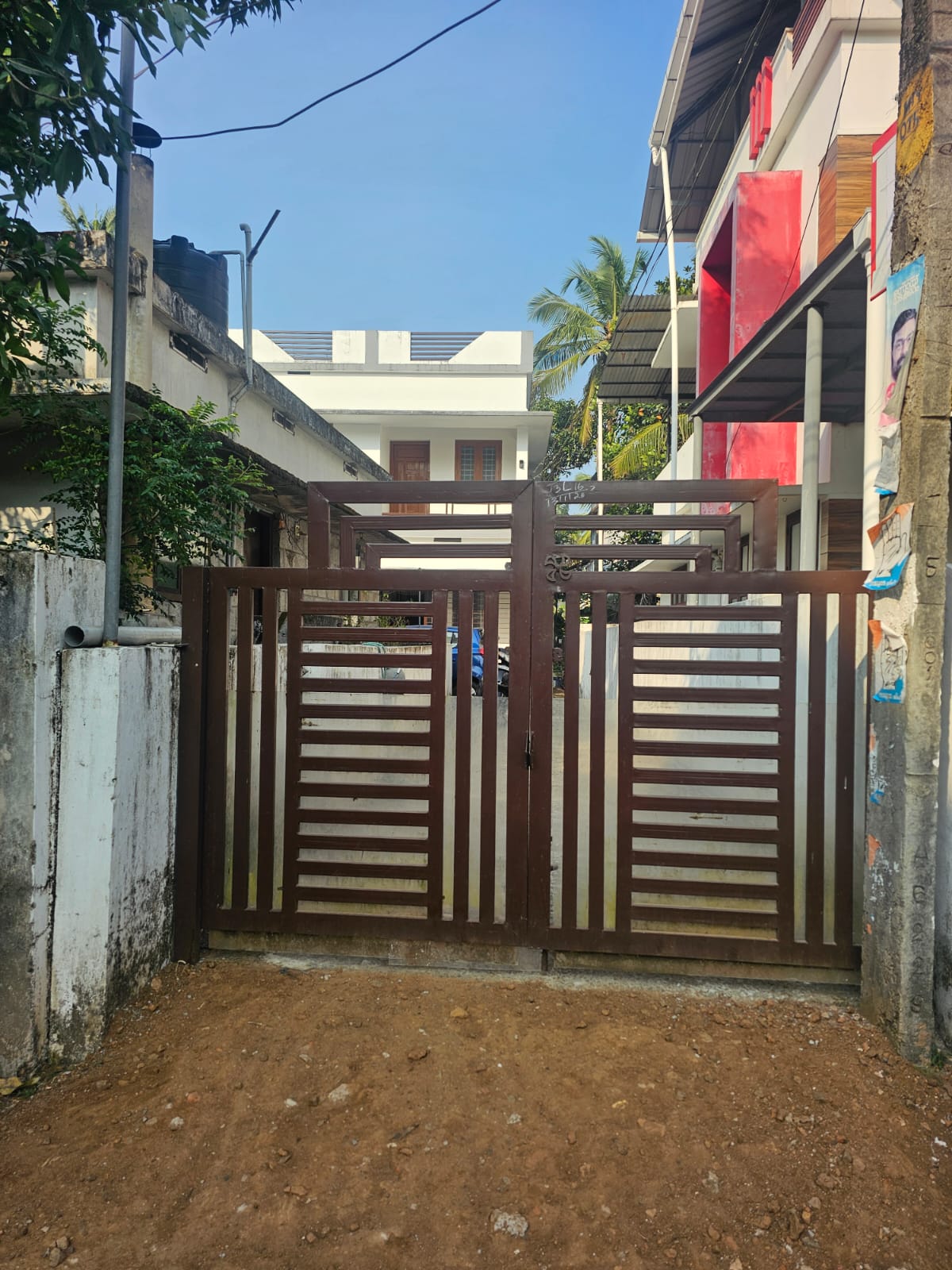 MANNUTHY OLLUKKARA | 4.84 CENT | 1200 SQFT | 3 BHK 2 ATTACHED BATHROOMS | MANNUTHY CENTER 500 MTR