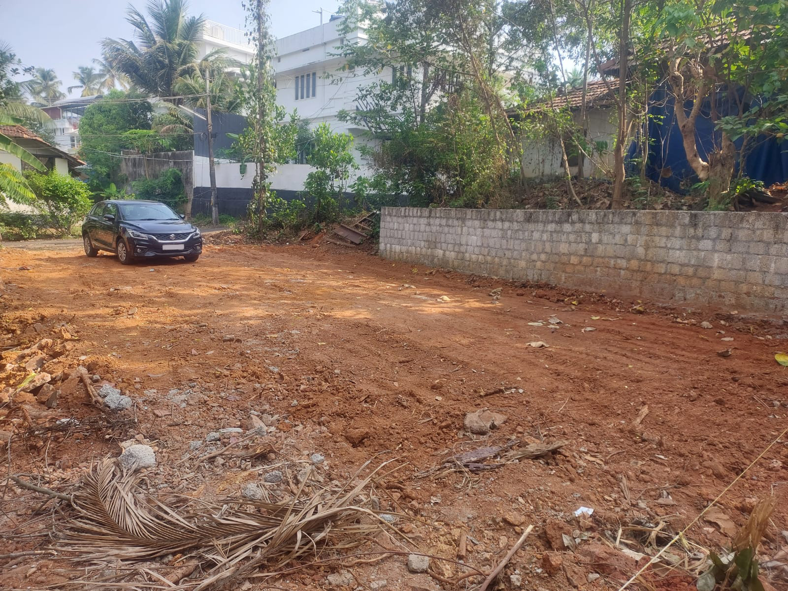 OLARI THRISSUR | LAND FOR SALE | 4.2 CENT | JUNCTION - 500 MTR | THRISSUR TOWN - 4 KM  | TOWN NEAR