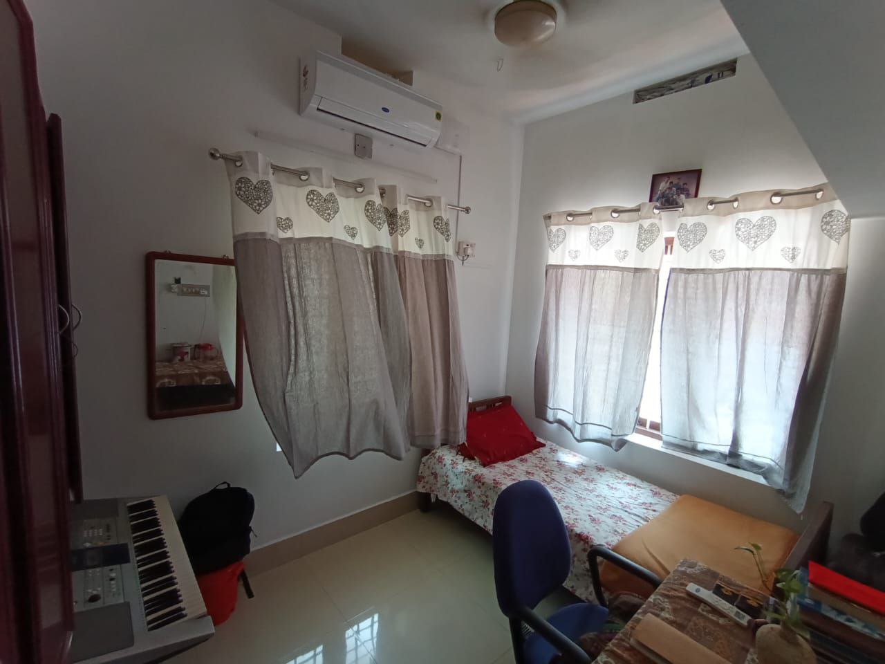 Small Image