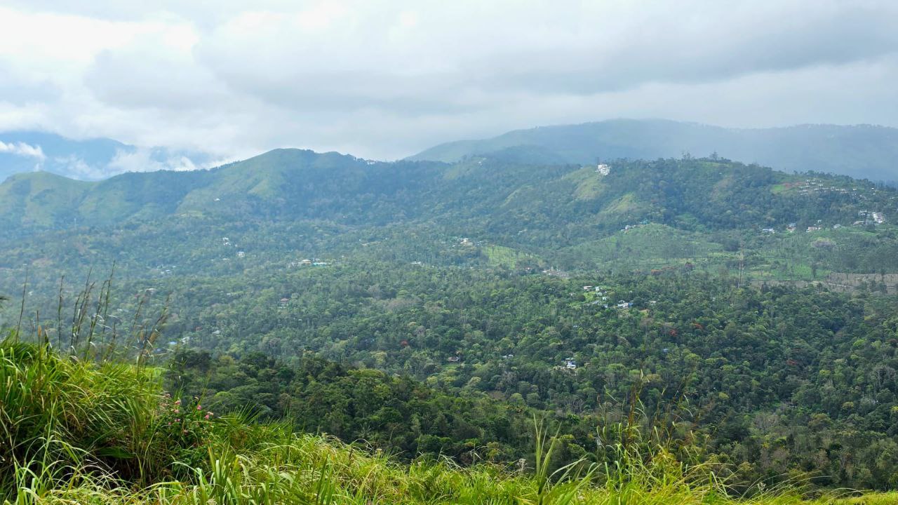 SANTHANPARA MUNNAR | 5 ACRE LAND FOR SALE | 360* VIEW | SUPER CLIMATE | ELECTRICITY AVAILABLE |