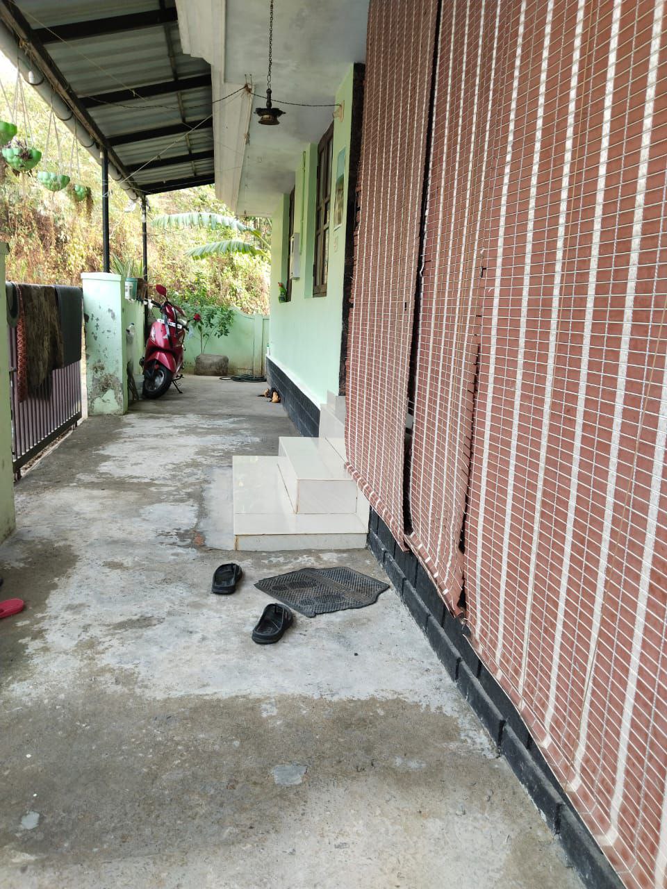 Small Image