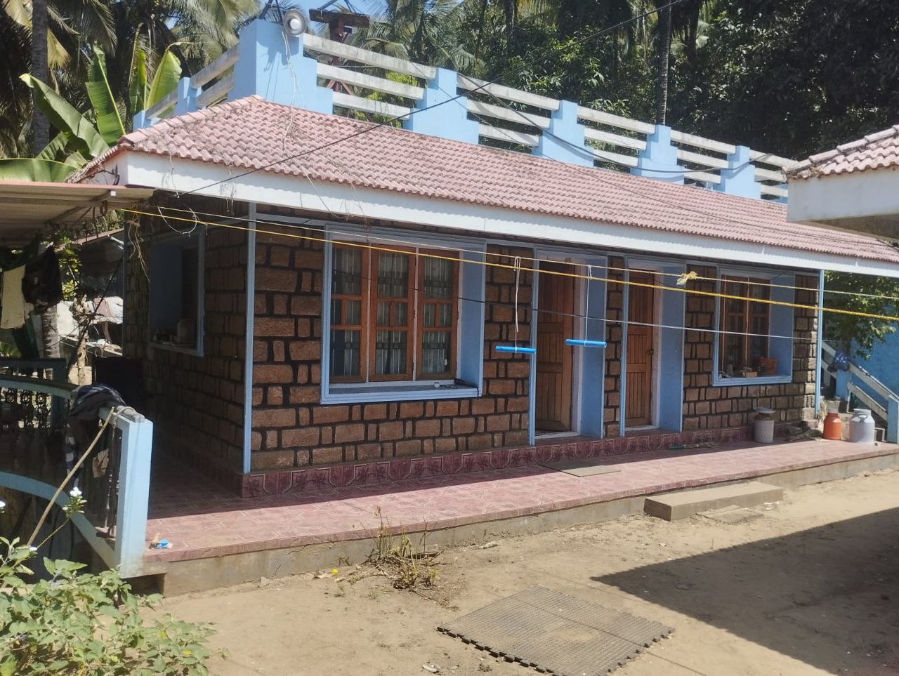 KANTHALLOOR 10 KM | DAIRY FARM AND HOUSE 